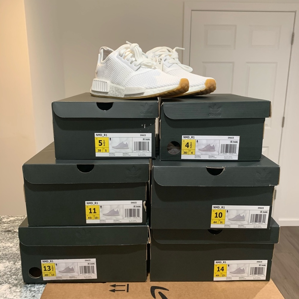 Adidas NMD R1 STLT PK Cloud White BOOST Running